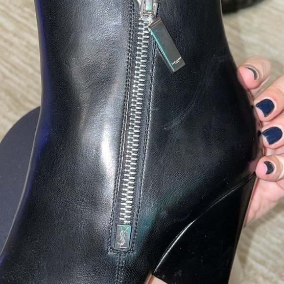 Saint Laurent NIki 85 asymmetric boots - Picture 11 of 11